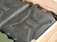 Partij jerrycans, o.a. scepter - afbeelding 6 van  6