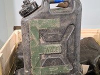 Partij jerrycans - afbeelding 4 van  6