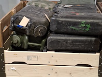 Partij jerrycans - afbeelding 3 van  6