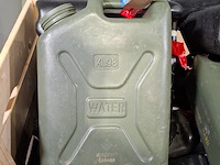 Partij jerrycans - afbeelding 4 van  7