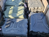 Partij jerrycans - afbeelding 2 van  5