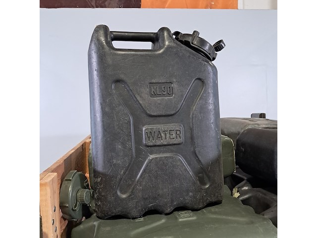 Partij jerrycans - afbeelding 2 van  5