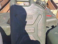 Partij jerrycans - afbeelding 4 van  4