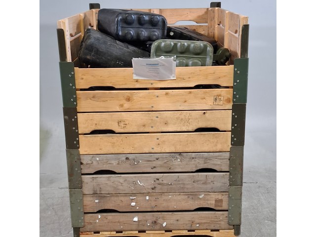 Partij jerrycans - afbeelding 1 van  4