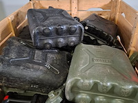 Partij jerrycans - afbeelding 2 van  4