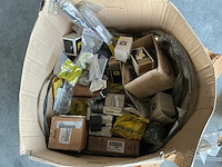 Partij john deere onderdelen - afbeelding 6 van  7