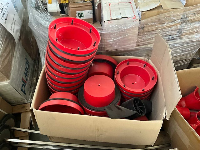 Partij jovas dakdoorvoer / ontluchtingskap - afbeelding 5 van  7