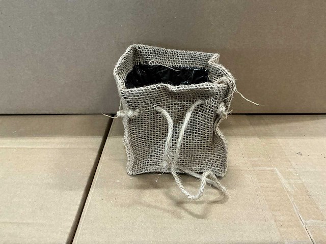 Partij jute bags with plastic bag inside 10,5x10,5x10,5cm (900x) - afbeelding 2 van  7