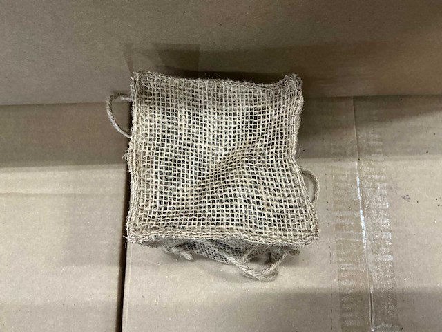 Partij jute bags with plastic bag inside 10,5x10,5x10,5cm (900x) - afbeelding 4 van  7