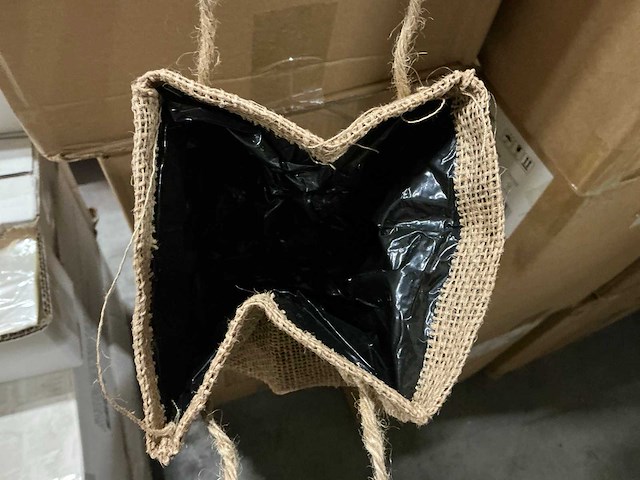 Partij jute bags with plastic bag inside 12,5x12,5x12,5cm (675x) - afbeelding 4 van  5