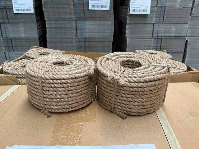 Partij jute touw 6mm-25mtr (446x) - afbeelding 1 van  3