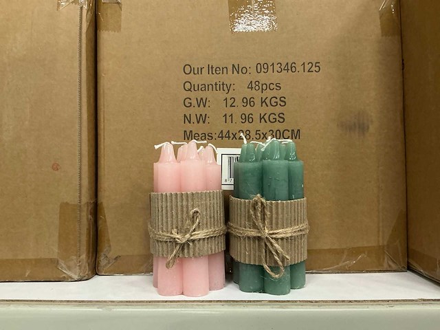 Partij kaarsen groen&roze h10cm 5h branduren (2660x) - afbeelding 1 van  4