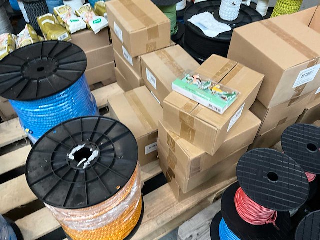 Partij kaarsen - afbeelding 4 van  4