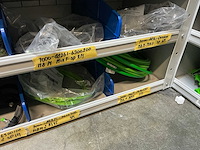 Partij kabel en robotconnectoren in stalen vakkenkast (2x) - afbeelding 47 van  51
