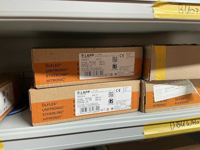 Partij kabel en robotconnectoren in stalen vakkenkast (2x) - afbeelding 50 van  51