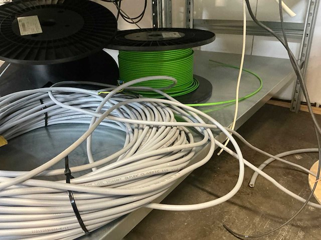 Partij kabel in 4 secties stelling - afbeelding 5 van  44