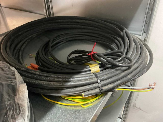 Partij kabel in 4 secties stelling - afbeelding 21 van  44