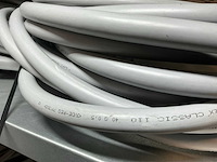 Partij kabel in 4 secties stelling - afbeelding 28 van  44