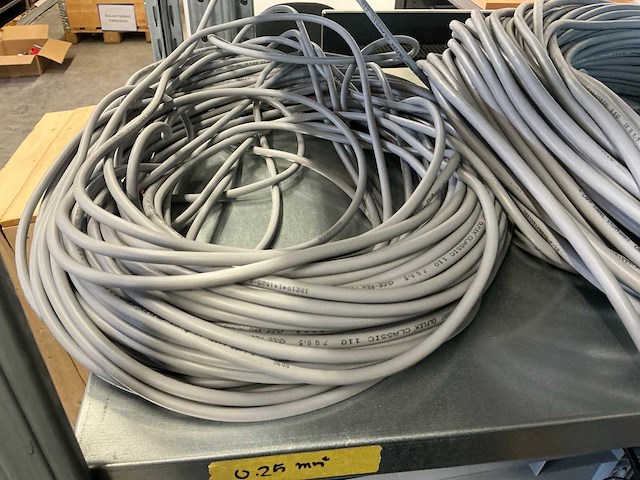 Partij kabel in 4 secties stelling - afbeelding 41 van  44