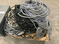 Partij kabel, slang en elektratoebehoren - afbeelding 3 van  6