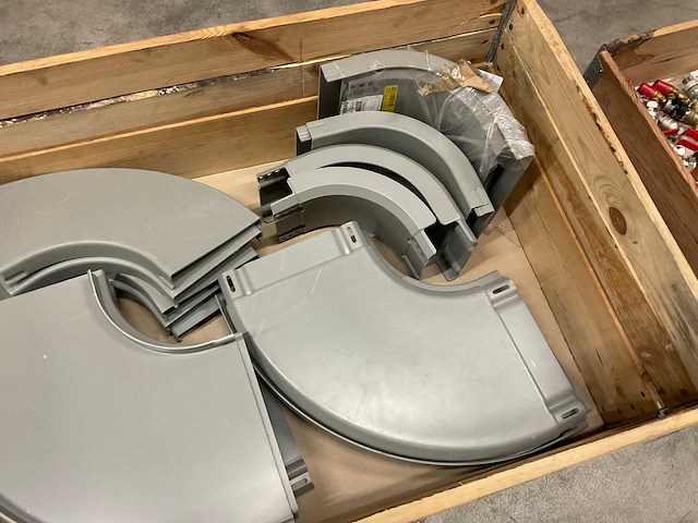 Partij kabelgootdelen - afbeelding 3 van  3