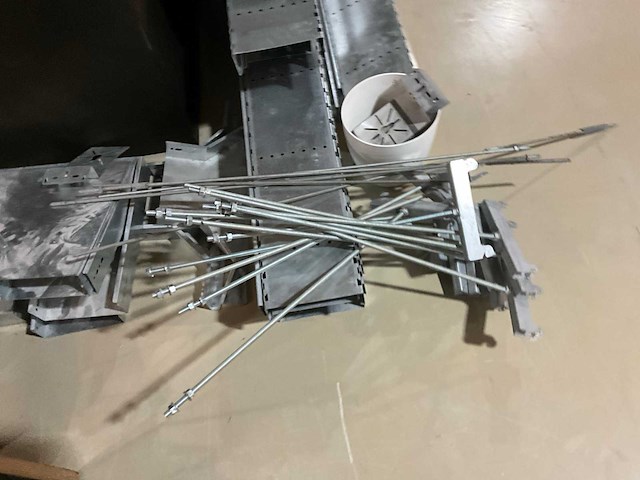 Partij kabelgoten - afbeelding 6 van  12