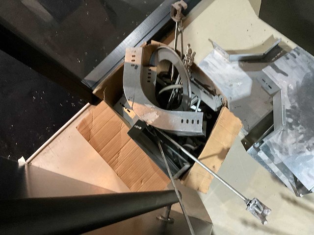 Partij kabelgoten - afbeelding 8 van  12