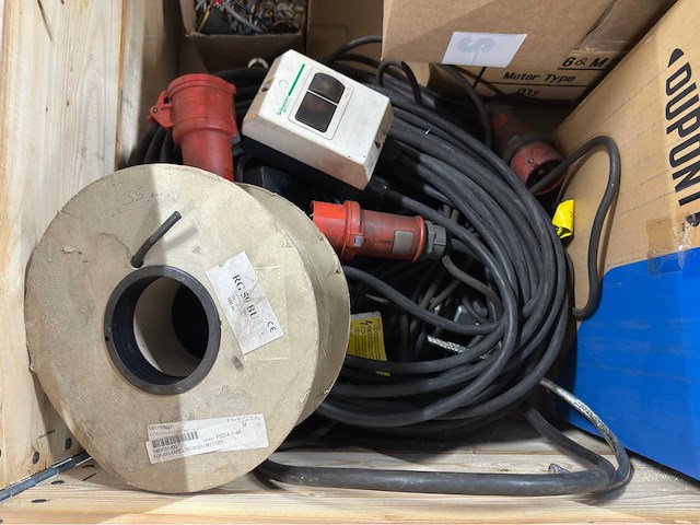 Partij kabels & bekabeling - koper (89kg) - afbeelding 6 van  8