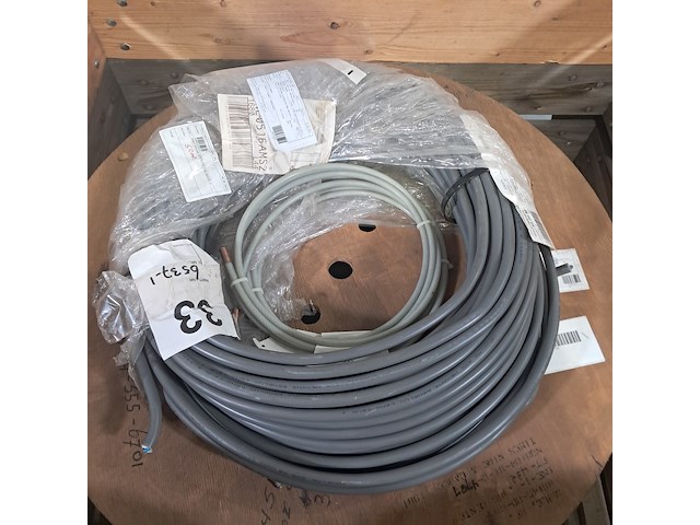 Partij kabels en 1x kabel op houten haspel - afbeelding 3 van  7