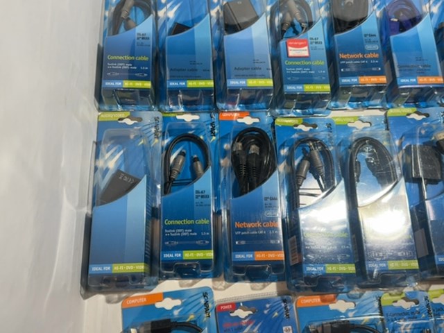 Partij kabels en adapters, scanpart - afbeelding 4 van  7