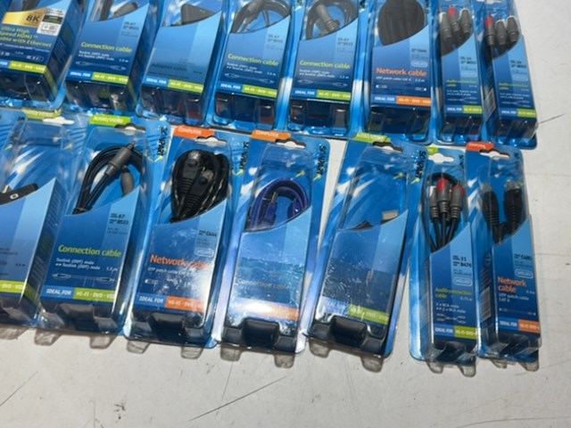 Partij kabels en adapters, scanpart - afbeelding 6 van  10