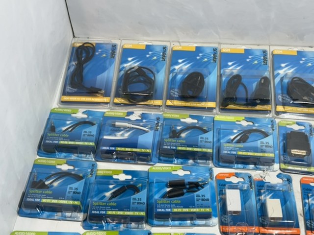 Partij kabels en connectors, scanpart - afbeelding 8 van  10