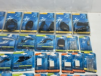 Partij kabels en connectors, scanpart - afbeelding 9 van  10