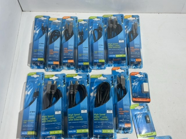 Partij kabels en connectors, scanpart - afbeelding 6 van  7