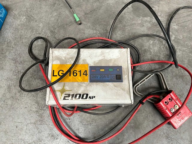 Partij kabels en diverse - afbeelding 8 van  9