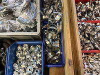 Partij kabels, klemmen en koppelingen - afbeelding 6 van  8