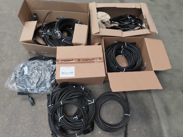 Partij kabels - afbeelding 1 van  8
