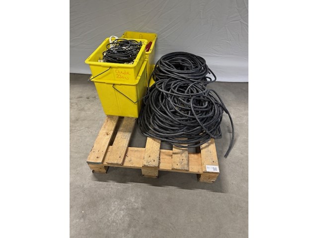 Partij kabels - afbeelding 1 van  6