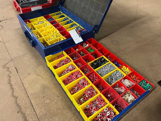 Partij kabelschoentjes in sortimo metalen assortimentskist - afbeelding 1 van  5