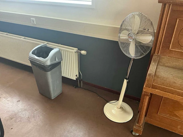 Partij kantine accessoires en decoratie - afbeelding 8 van  11
