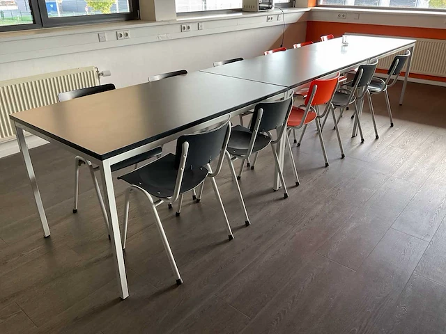 Partij kantinestoelen, 50 stuks - afbeelding 1 van  5