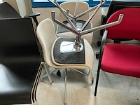 Partij kantinestoelen en bureaustoelen - afbeelding 8 van  11