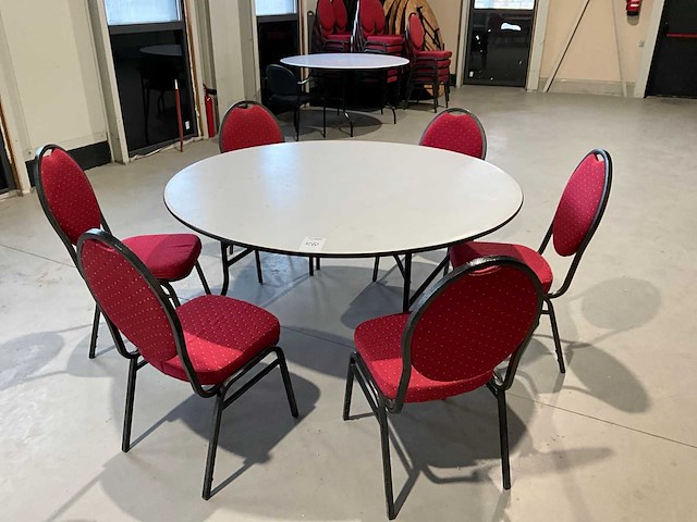 Partij kantinetafels en stoelen - afbeelding 2 van  3