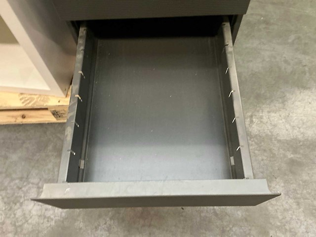 Partij kantoor goederen - afbeelding 8 van  28