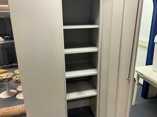 Partij kantoor meubilair - afbeelding 7 van  15