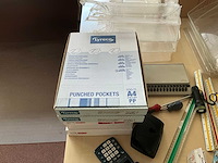 Partij kantoorartikelen en monitoren - afbeelding 4 van  15