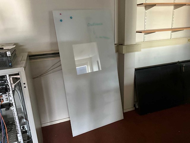 Partij kantoorartikelen en monitoren - afbeelding 6 van  15