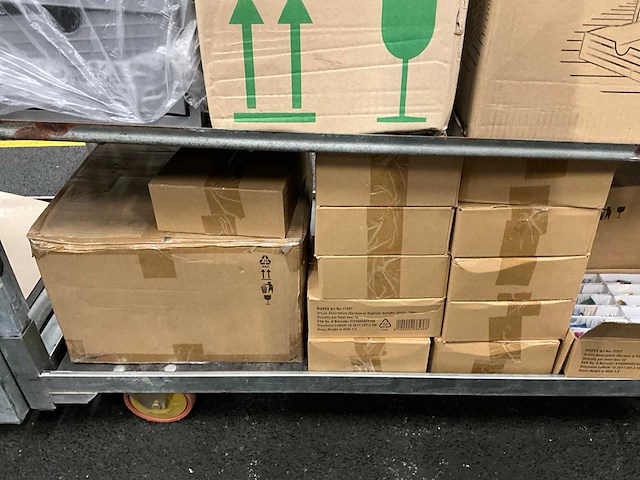 Partij kantoorartikelen retourgoederen - afbeelding 7 van  7