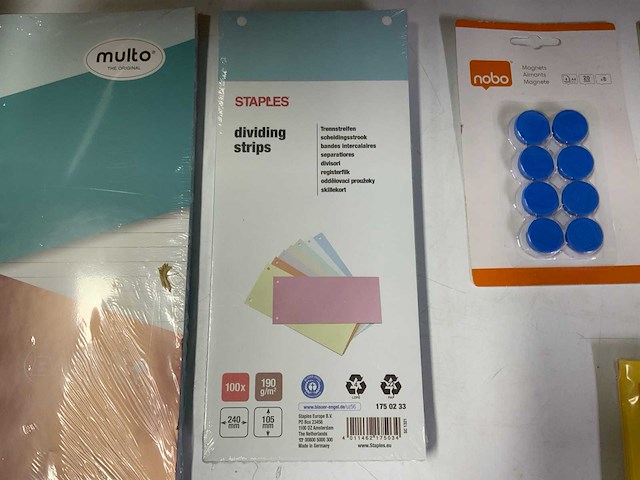 Partij kantoorartikelen - afbeelding 10 van  12