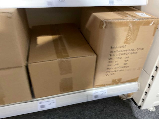 Partij kantoorartikelen - afbeelding 31 van  37